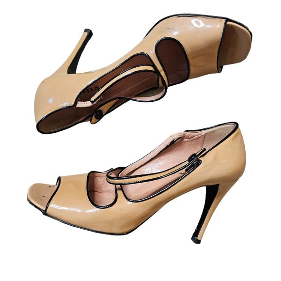 Prada Patent Leather Heels SZ 38.5 Tan & Black - Picture 1 of 12